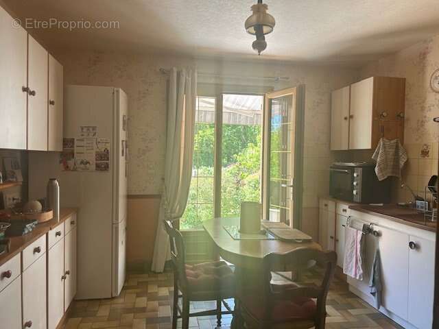 Maison à SAVIGNE-L'EVEQUE