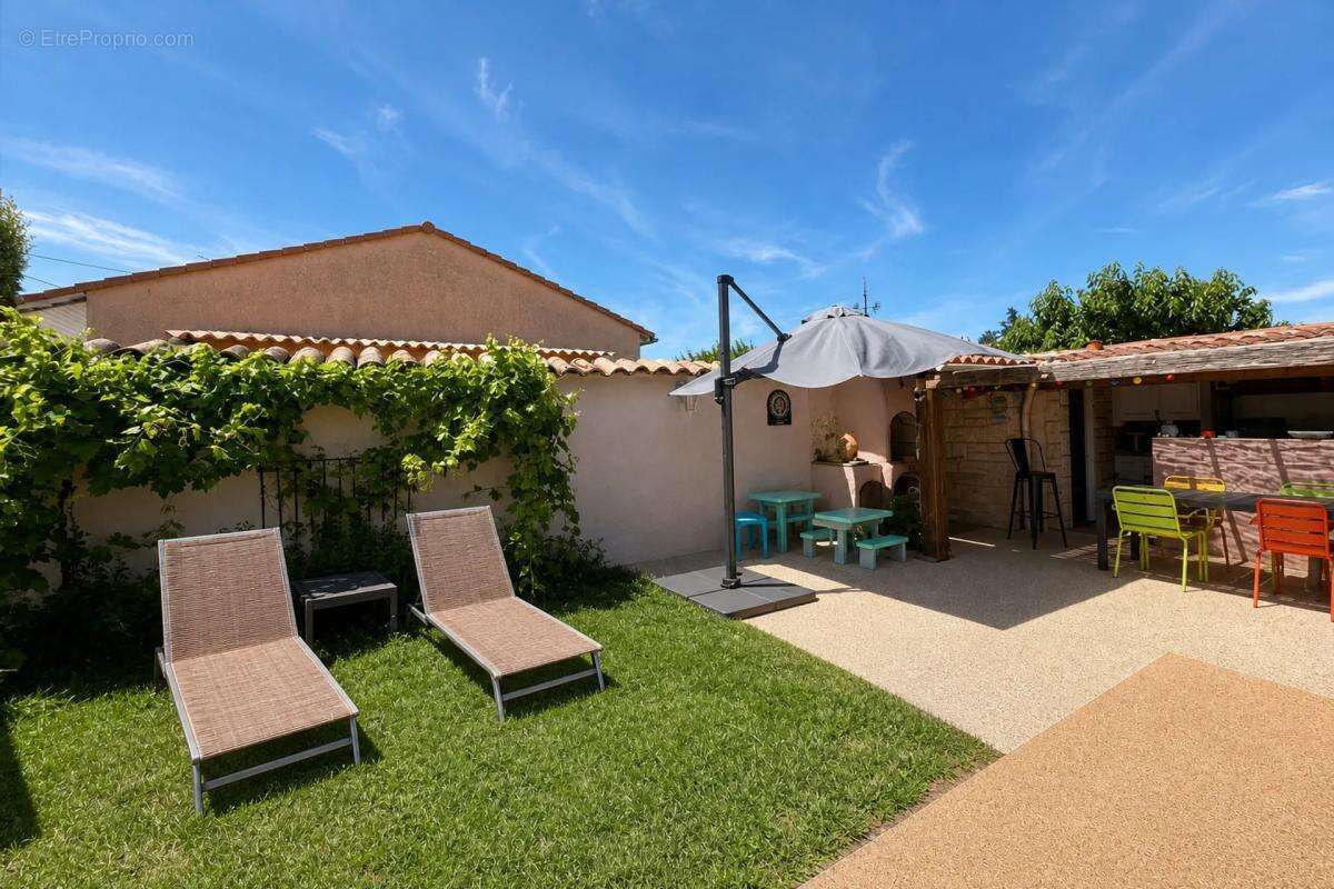 Maison de 5 pièces de 109 m² à Donzère - photo 56