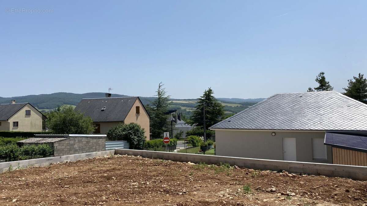 Maison à MONTROZIER
