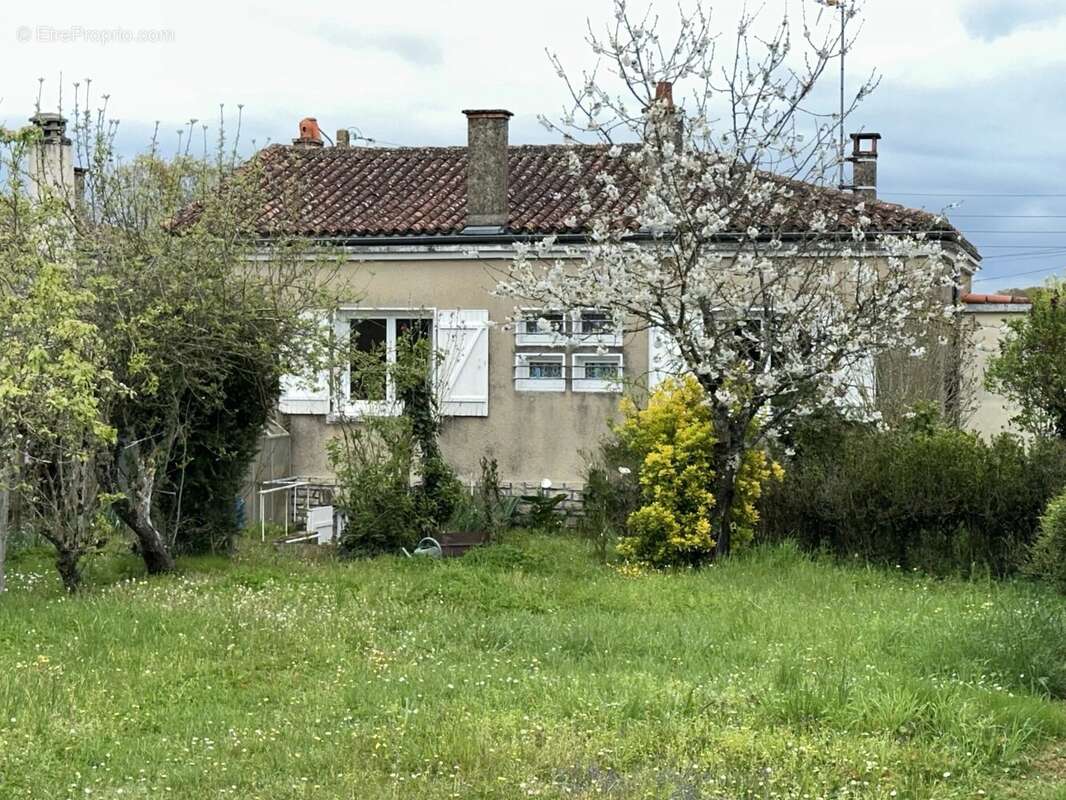 Maison à CIVRAY