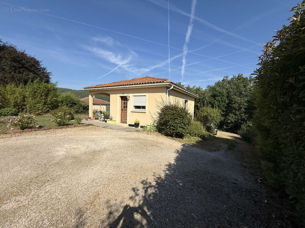 Maison à VABRES-L&#039;ABBAYE