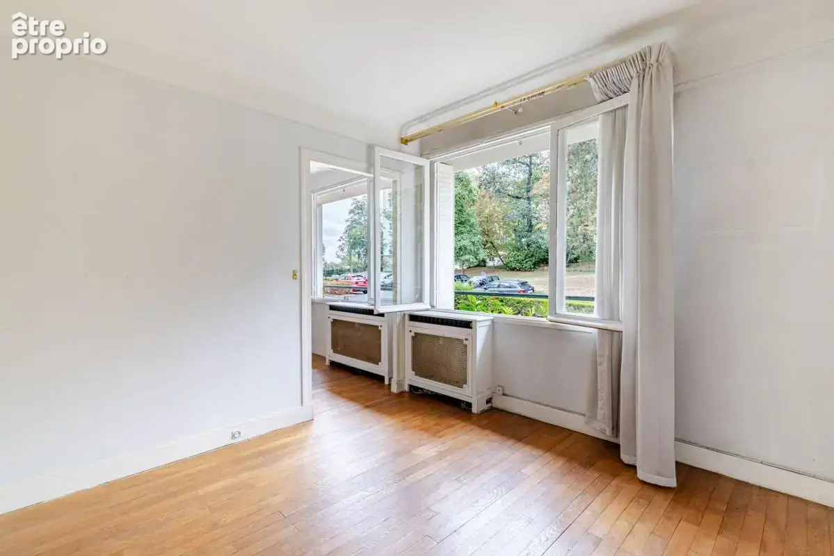 Appartement À Vendre 3 pièces en RDC SURELEVE - photo 3