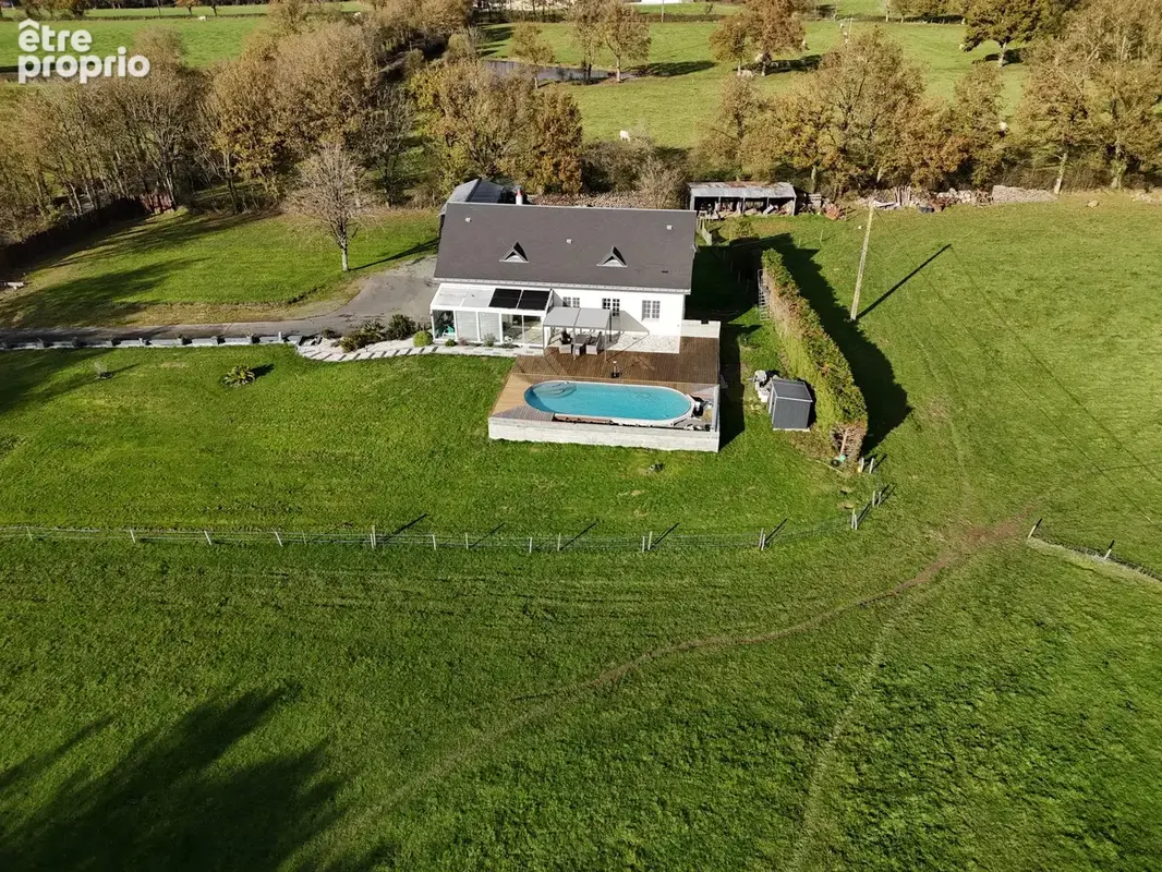 Maison 174 m² à Bressuire  - photo 2