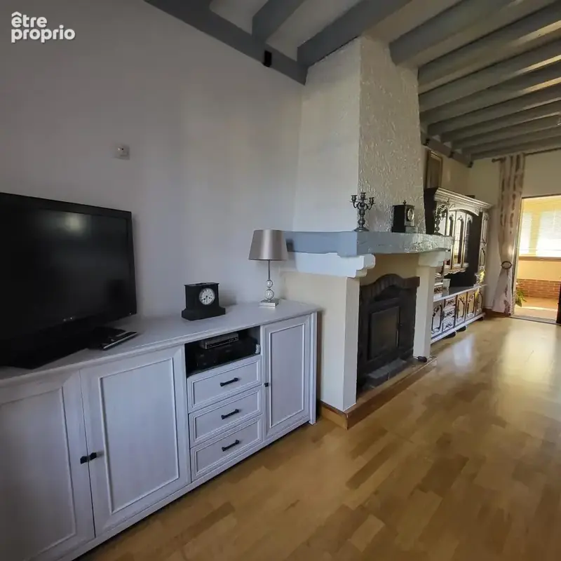 Maison 6 pièces 104 m² à vendre à Etrepagny (27150) - photo 5