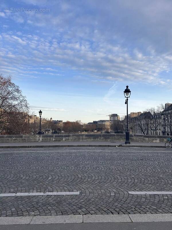 Appartement à PARIS-4E