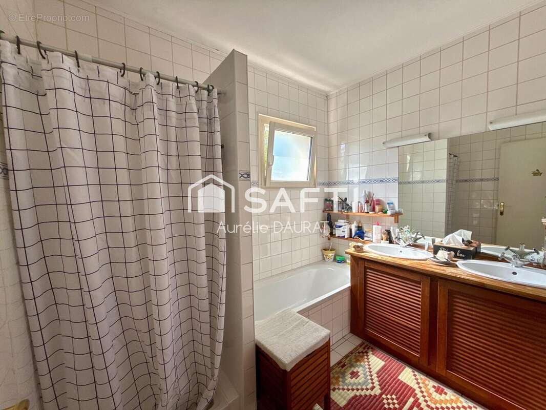 Photo 9 - Maison à AMBARES-ET-LAGRAVE