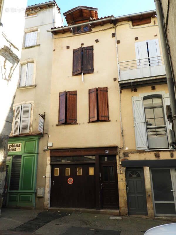 Maison à VILLEFRANCHE-DE-ROUERGUE