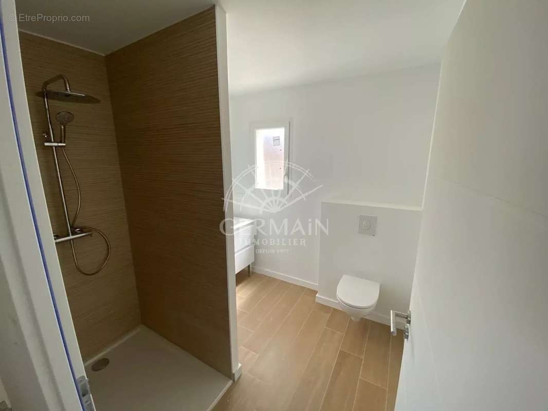 Maison à PERNES-LES-FONTAINES