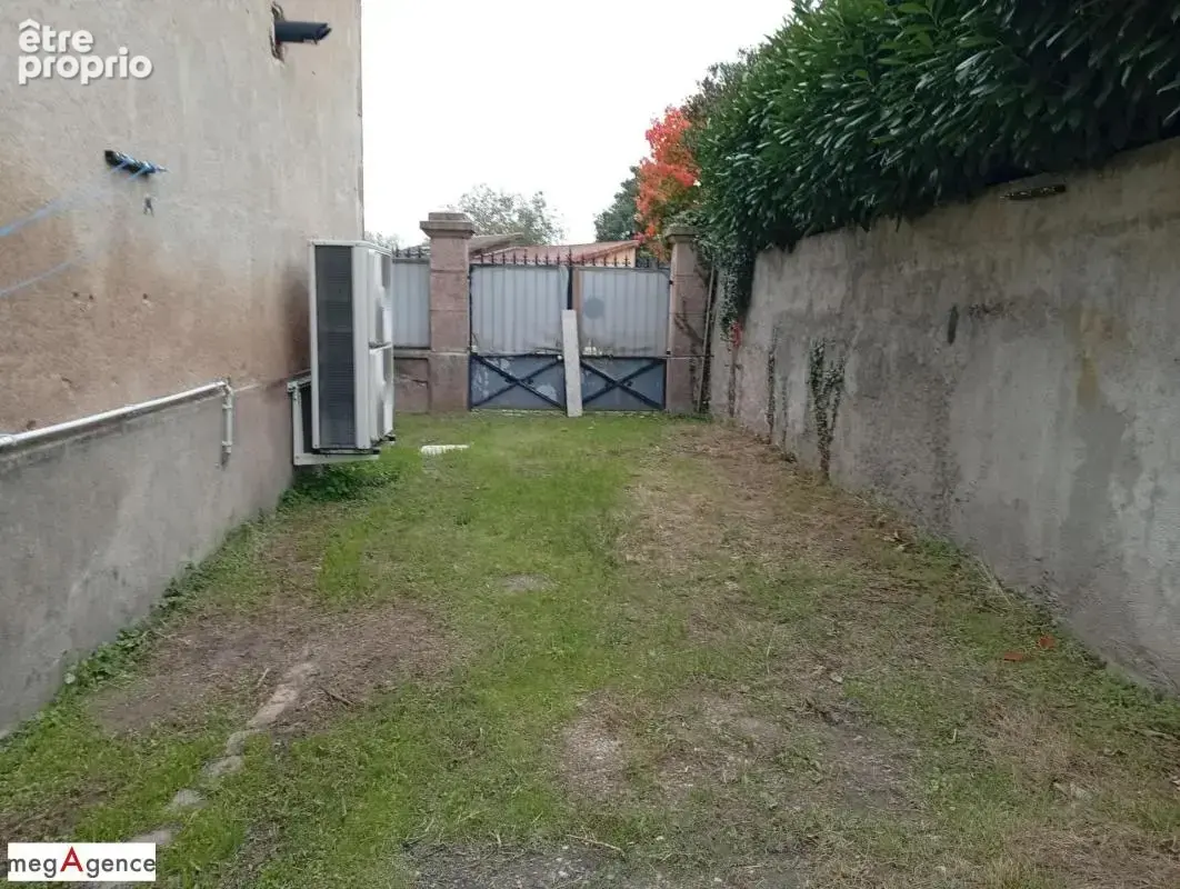 Maison 4 chambres sur 420 m² clos - photo 11