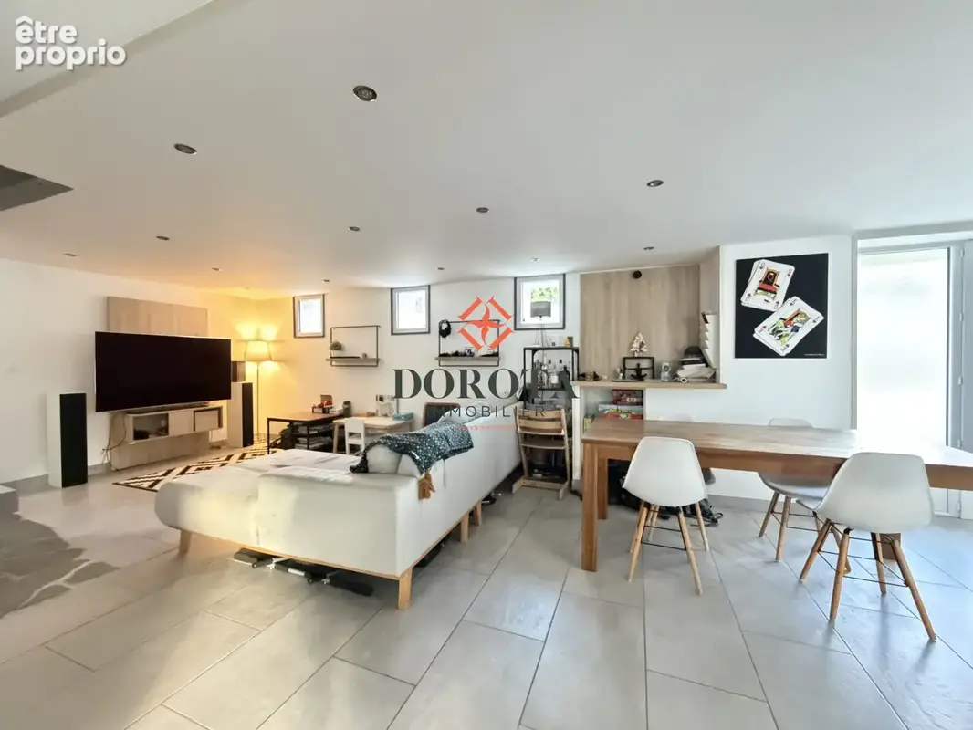 Maison 5 pièces 140 m² à vendre à Saint-Pierre-D'allevard (38830) - photo 2