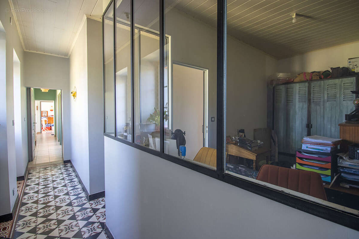 Maison à CHATEAUNEUF