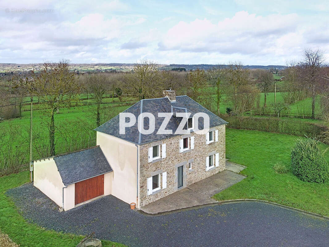 Maison à VASSY