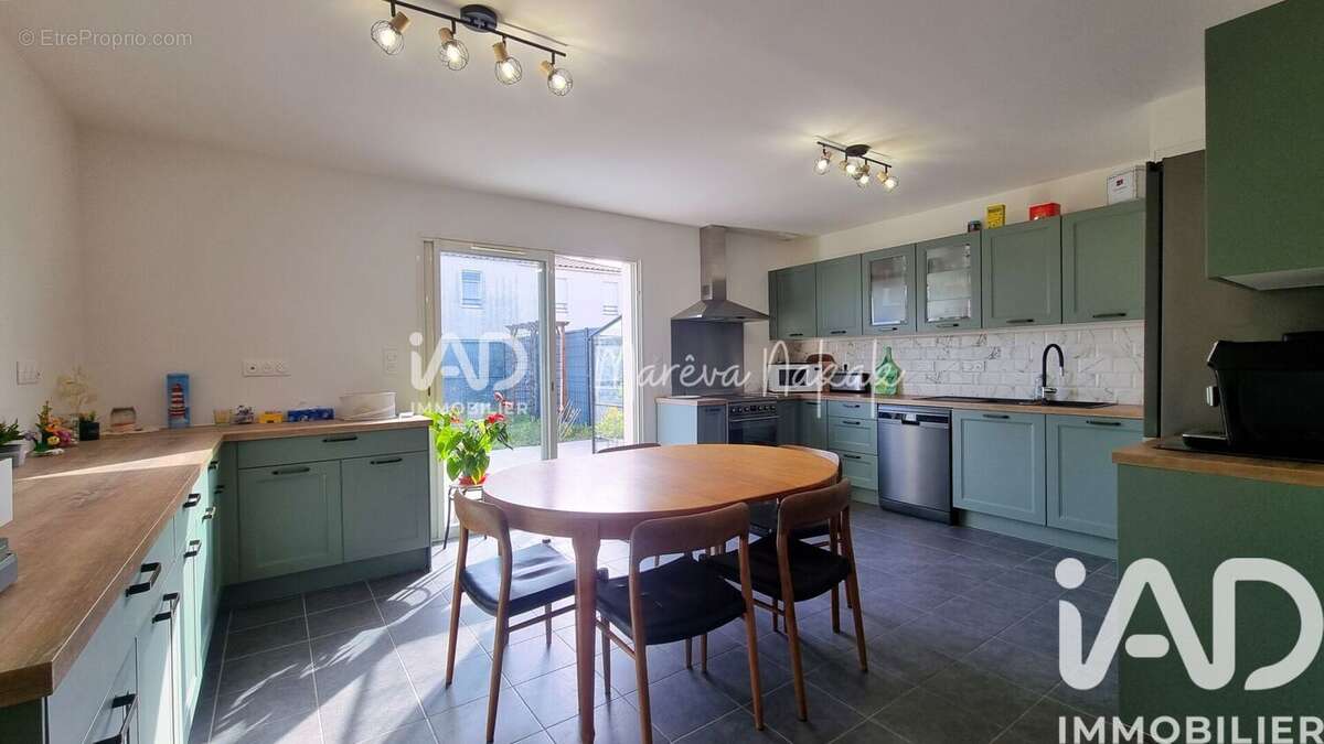 Photo 4 - Maison à LE MUY