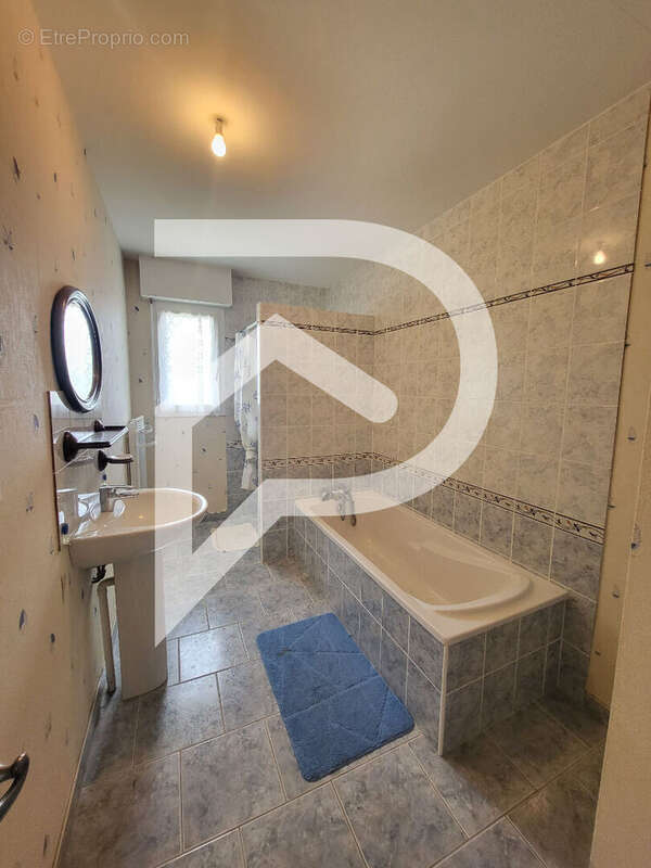 Maison à MARBEVILLE