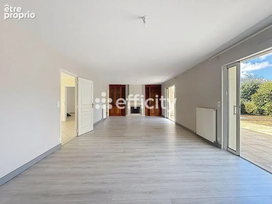 Maison 172 m² à La Seguiniere  - photo 2