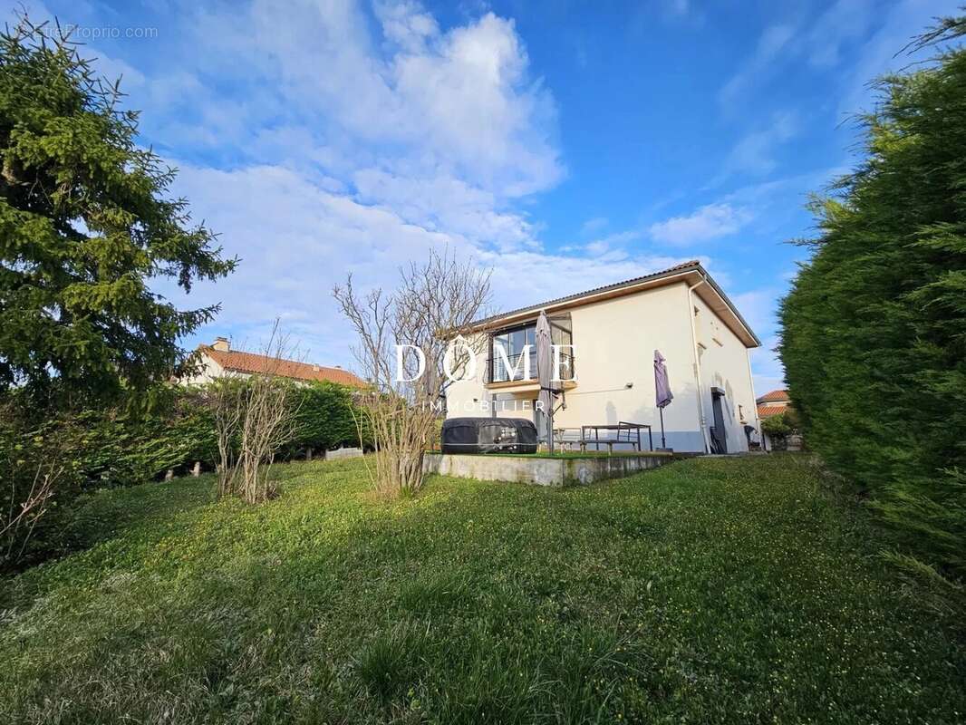 Maison à ORCET