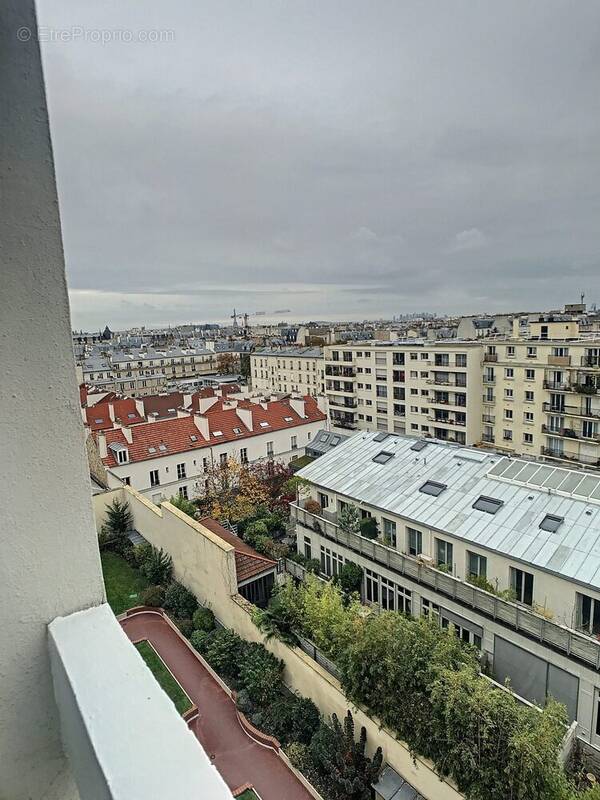 Appartement à PARIS-11E