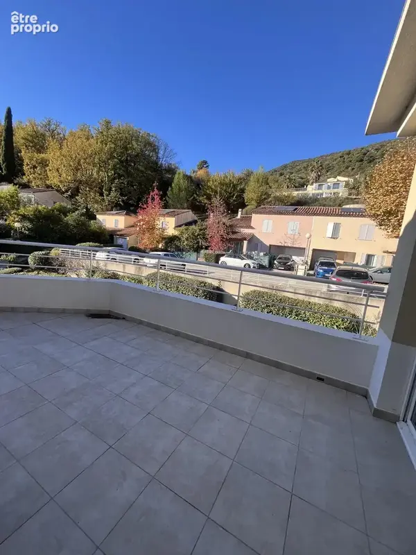 2 pieces avec terrasse et stationnement - photo 4