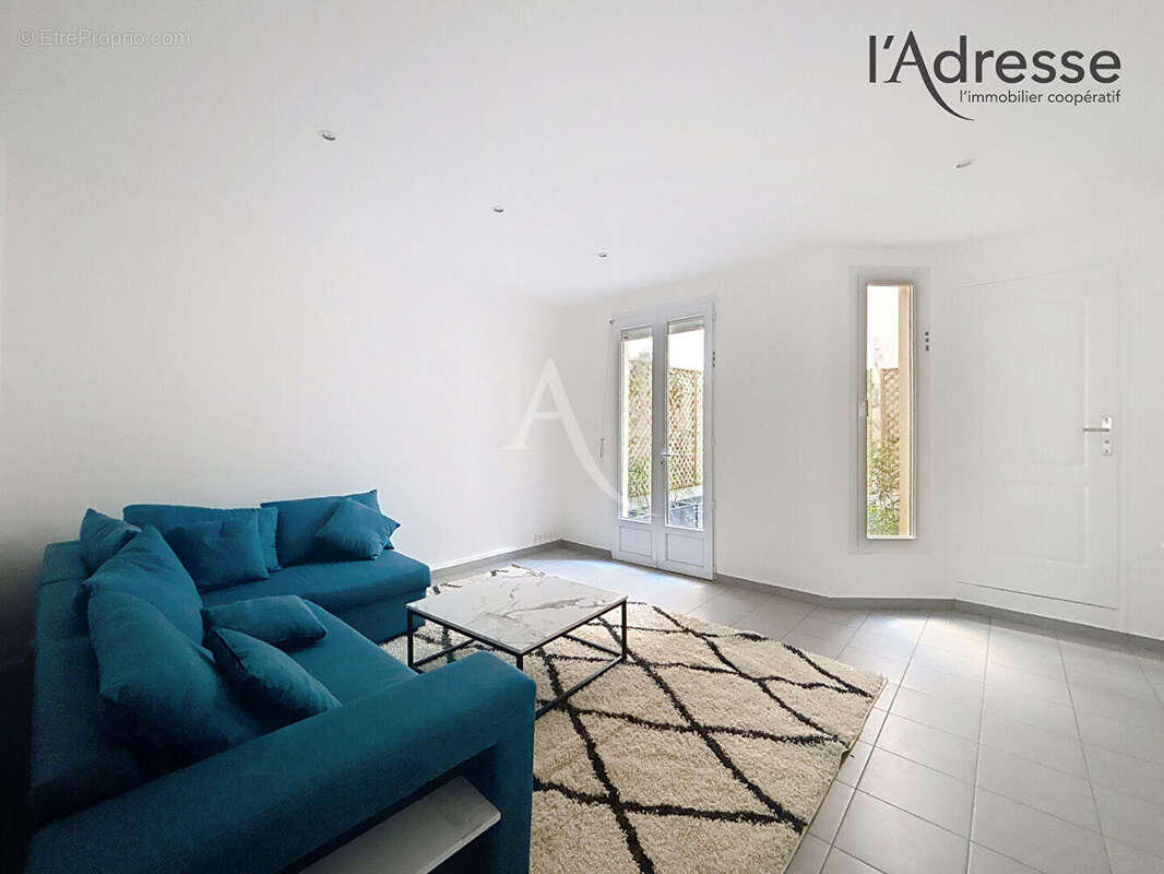 Appartement à SURESNES