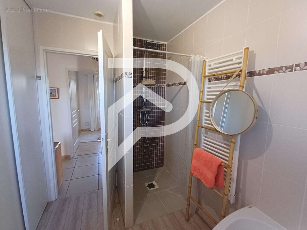 Maison à SAINT-PE-DE-LEREN