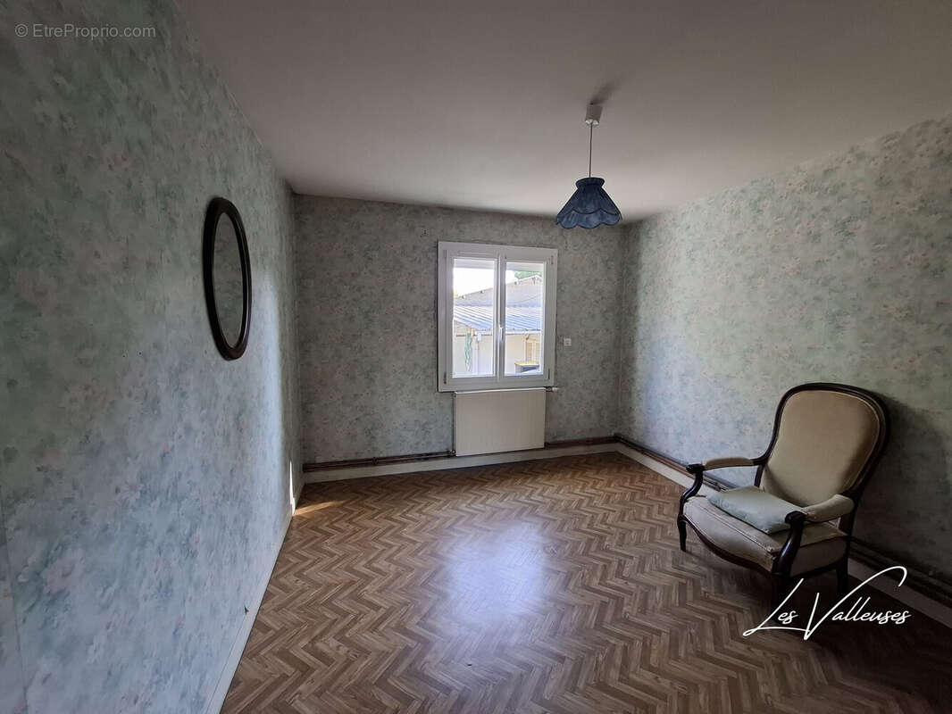 Maison 93 m² à Grainville-La-Teinturiere  - photo 5