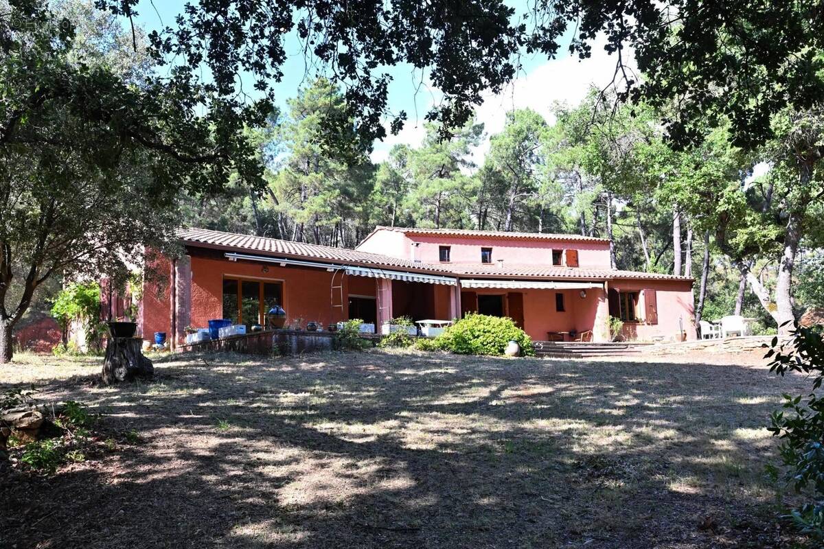 Maison à ROUSSILLON