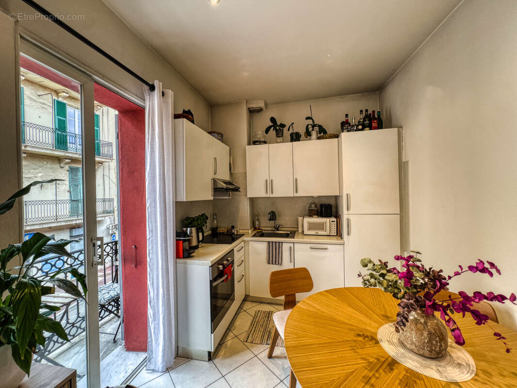 Appartement à ROQUEBRUNE-CAP-MARTIN