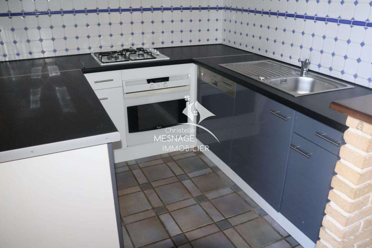 À Vendre chez Christelle Mesnage Immobilier : AU PORT DE - photo 5