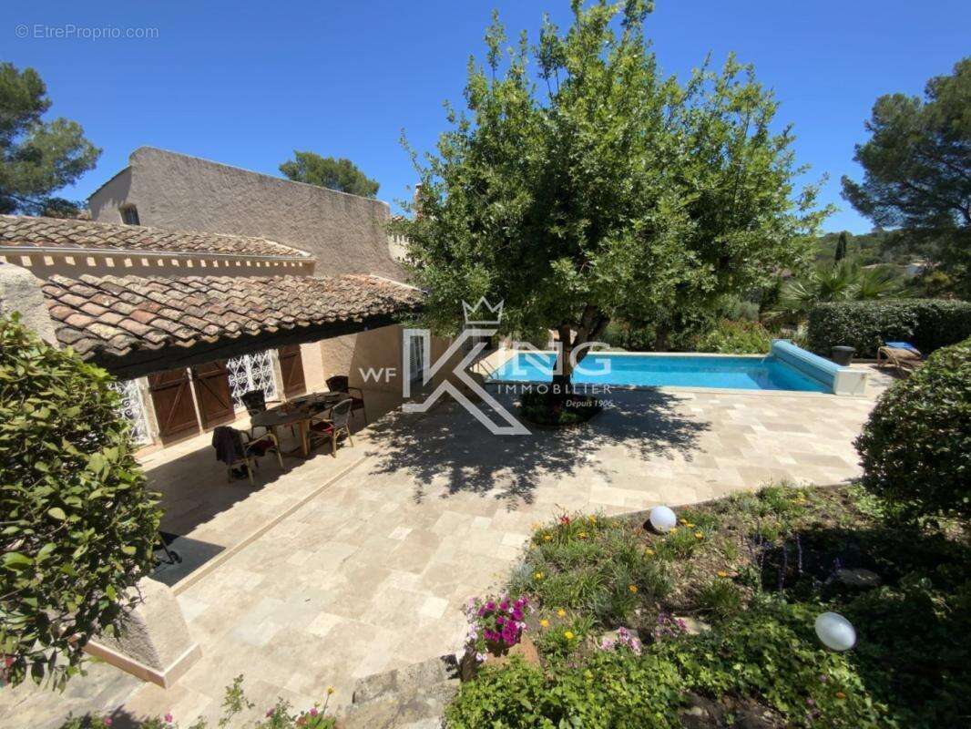 Villa de charme sur 1800 m2 de terrain - photo 3