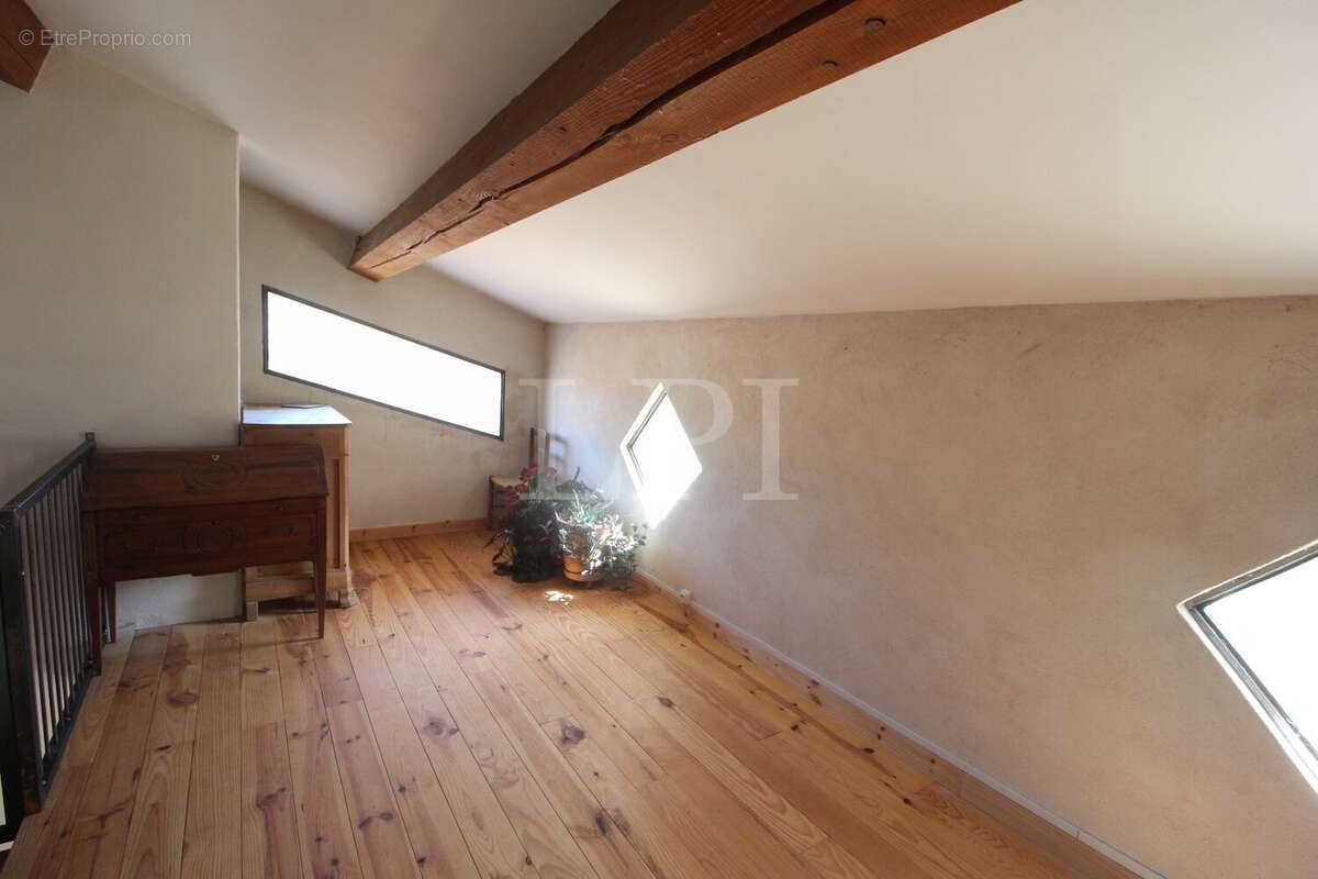 Maison à SAINT-MARTIN-DE-CASTILLON