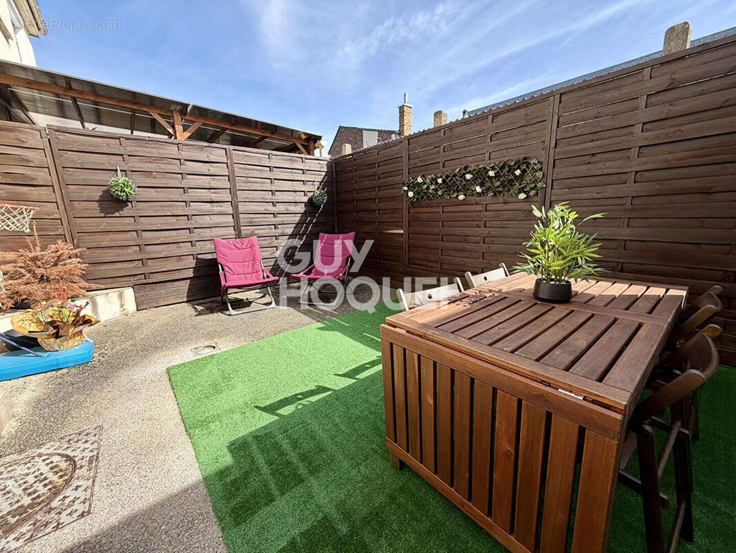 Maison à NEUILLY-SUR-MARNE