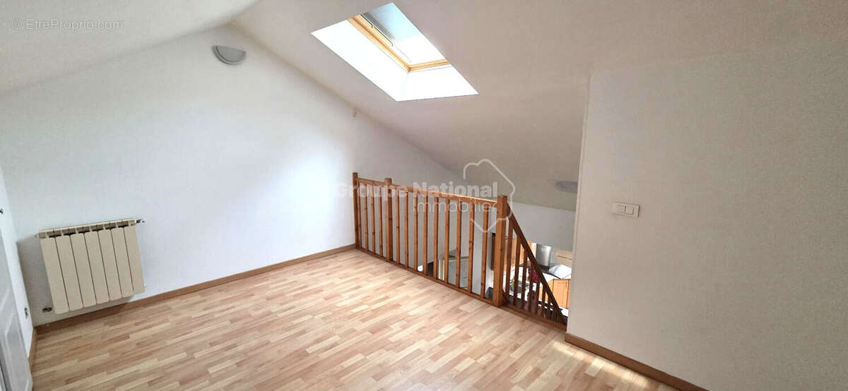 L'ESTAQUE ! Proche de toutes commodités, maison de village de type 3 de 68 m² entièrement rénovée! - photo 6