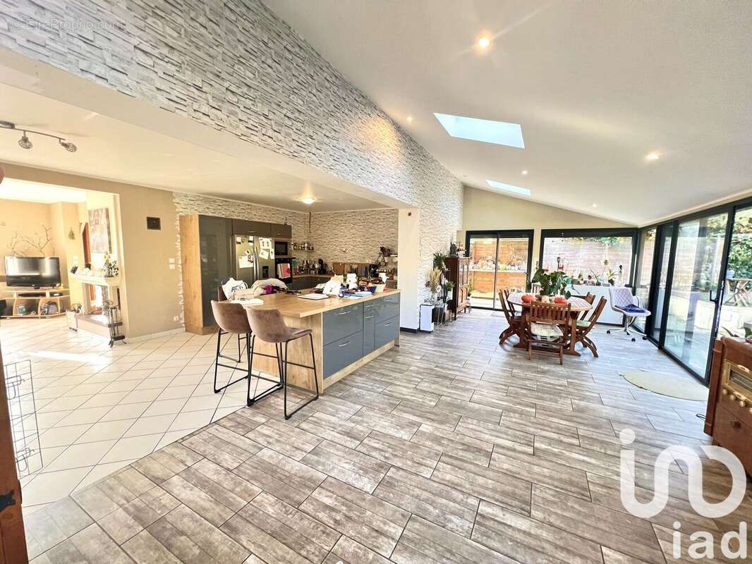 Photo 2 - Maison à CORMERY