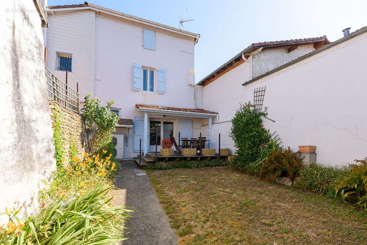 RARE SUR LE MARCHÉ ? Maison de ville de 131 m² au coeur d'Amou - photo 13