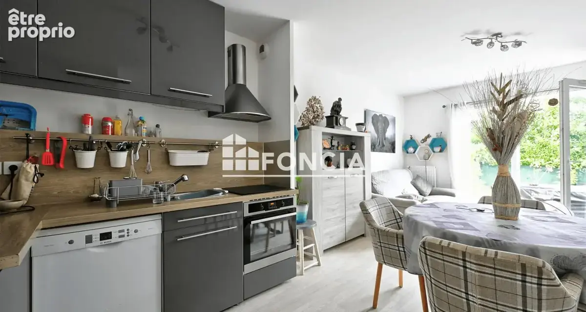 À VENDRE – Charmante maison à Méry-sur-Oise avec garage et stationnement - photo 2