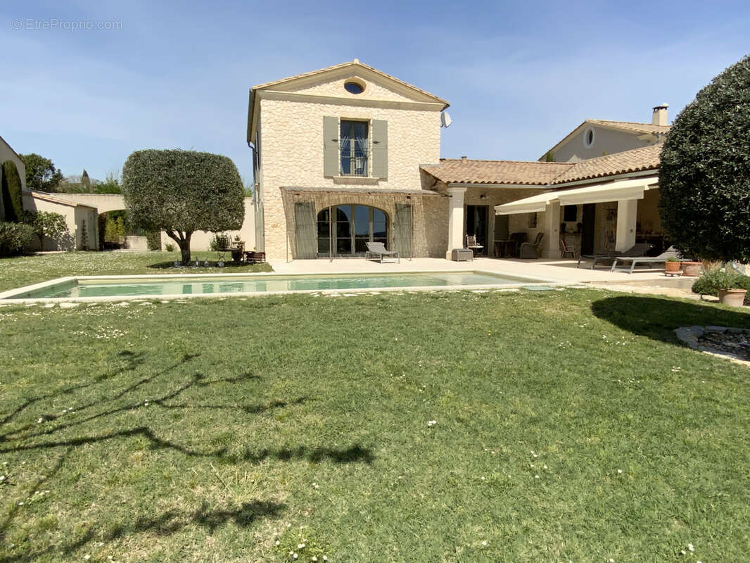 À 10 min d’Uzès   Mas contemporain d’exception avec piscine et prestations haut de gamme - photo 4