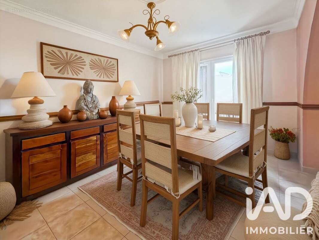 Appartement 81 m² à Borgo  - photo 2