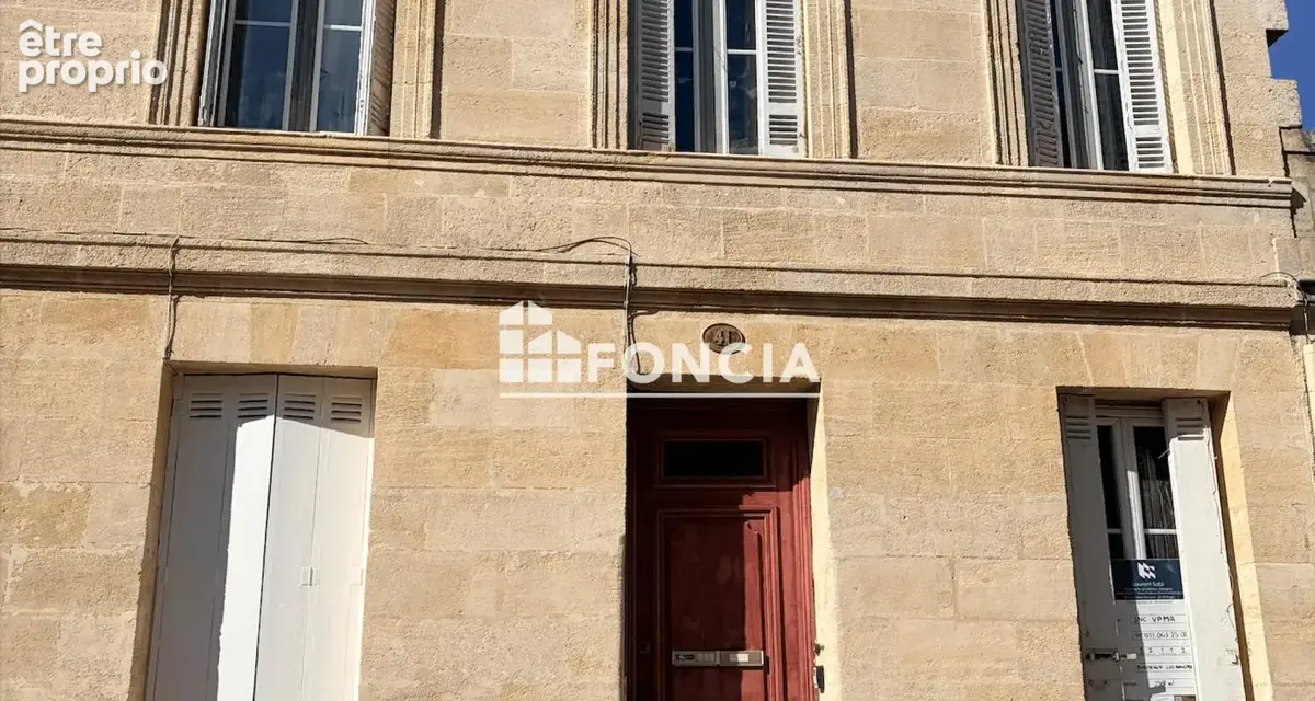 À vendre - Bordeaux Centre – T3 avec jardin à fort potentiel - photo 4