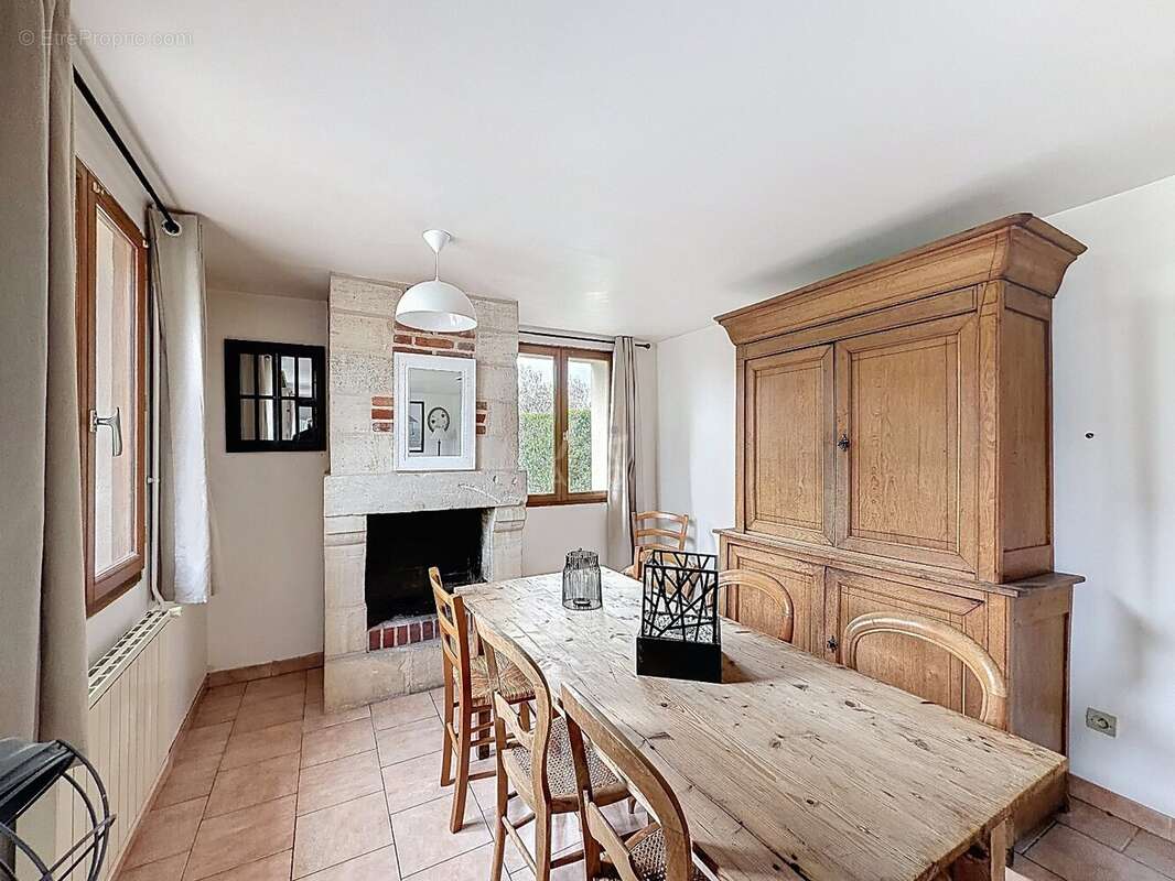 Maison à PONT-L'EVEQUE