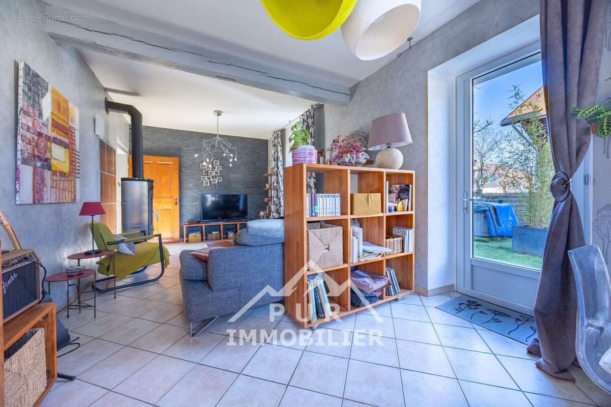 Maison à VIUZ-EN-SALLAZ