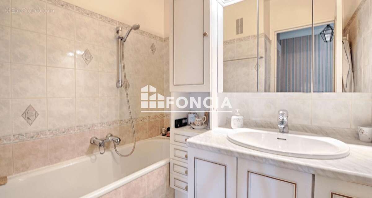 Appartement à MAISONS-ALFORT