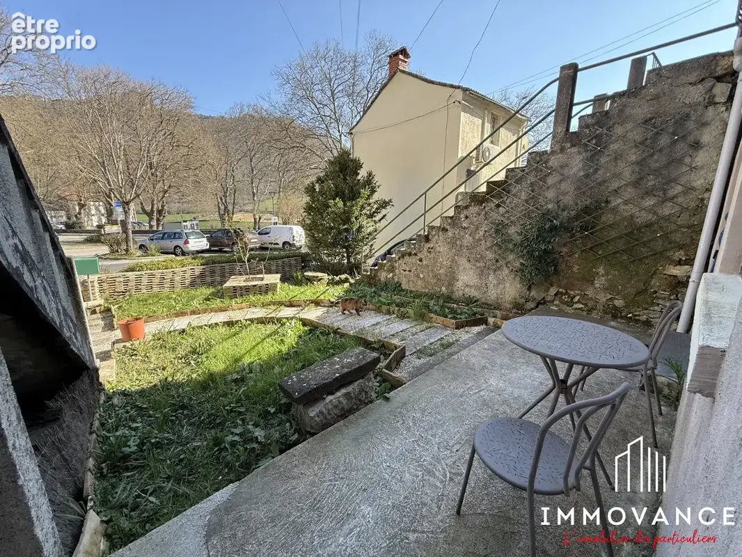 Appartement 95 m² à vendre à Nant (12230) - photo 2