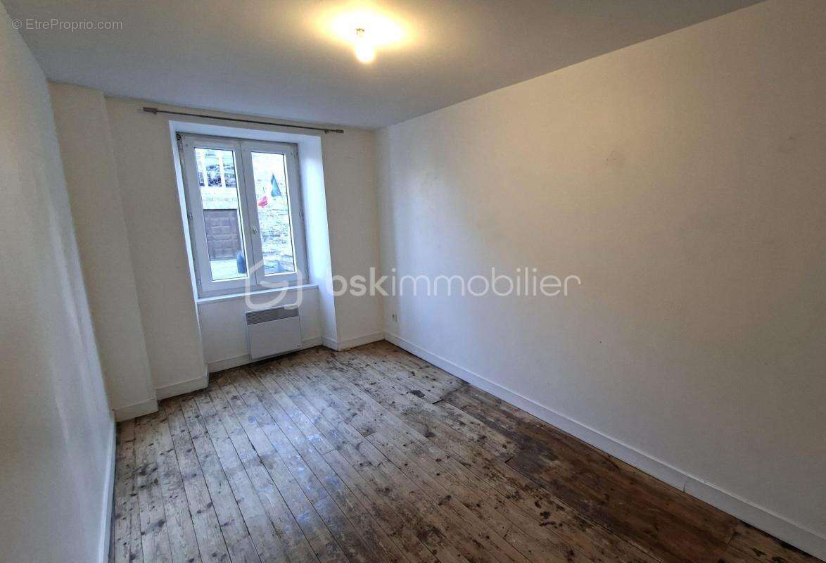 Maison à LANDELLES-ET-COUPIGNY