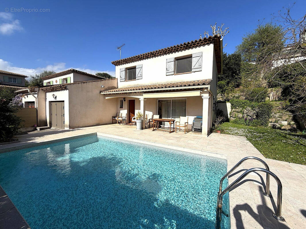 Maison à LA COLLE-SUR-LOUP