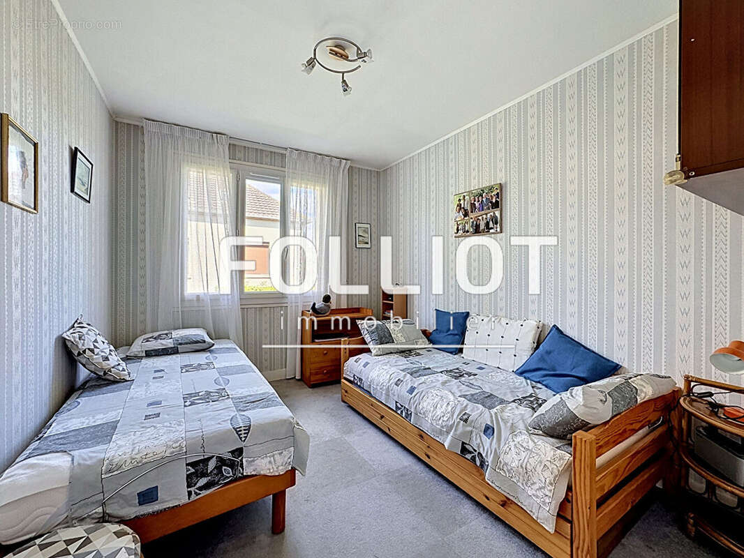 A VENDRE  Bretteville-sur-Odon  Maison plain-pied 82 m² + sous-sol complet  Terrain 600 m² arboré  Exclusivité - photo 8