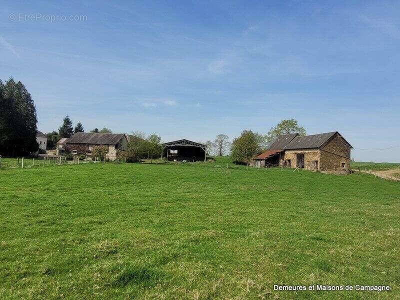 Maison à MORTAIN