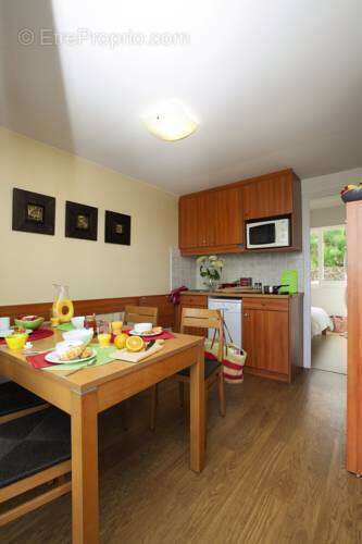 Maison à COLLEVILLE-SUR-MER