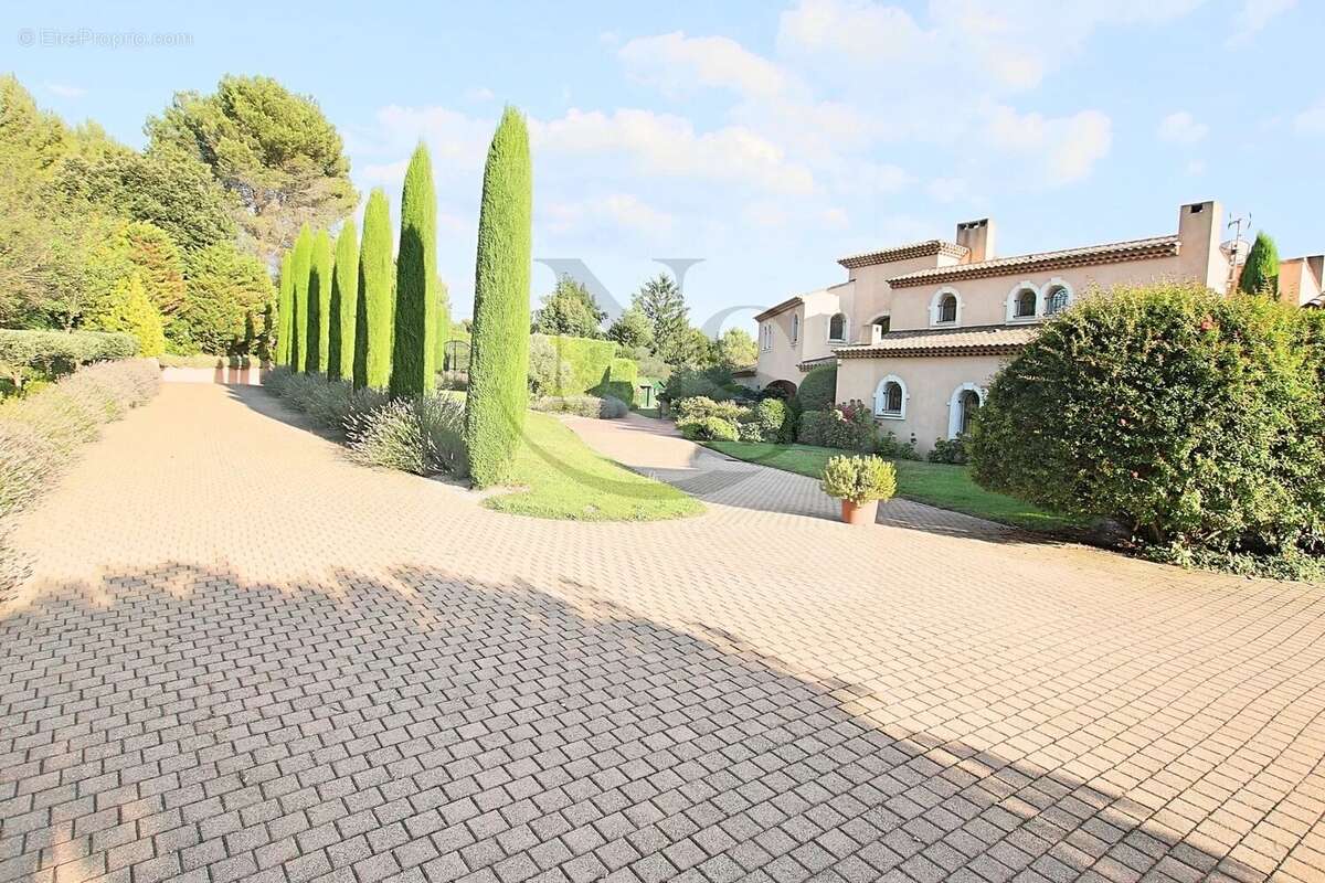 Maison à AIX-EN-PROVENCE