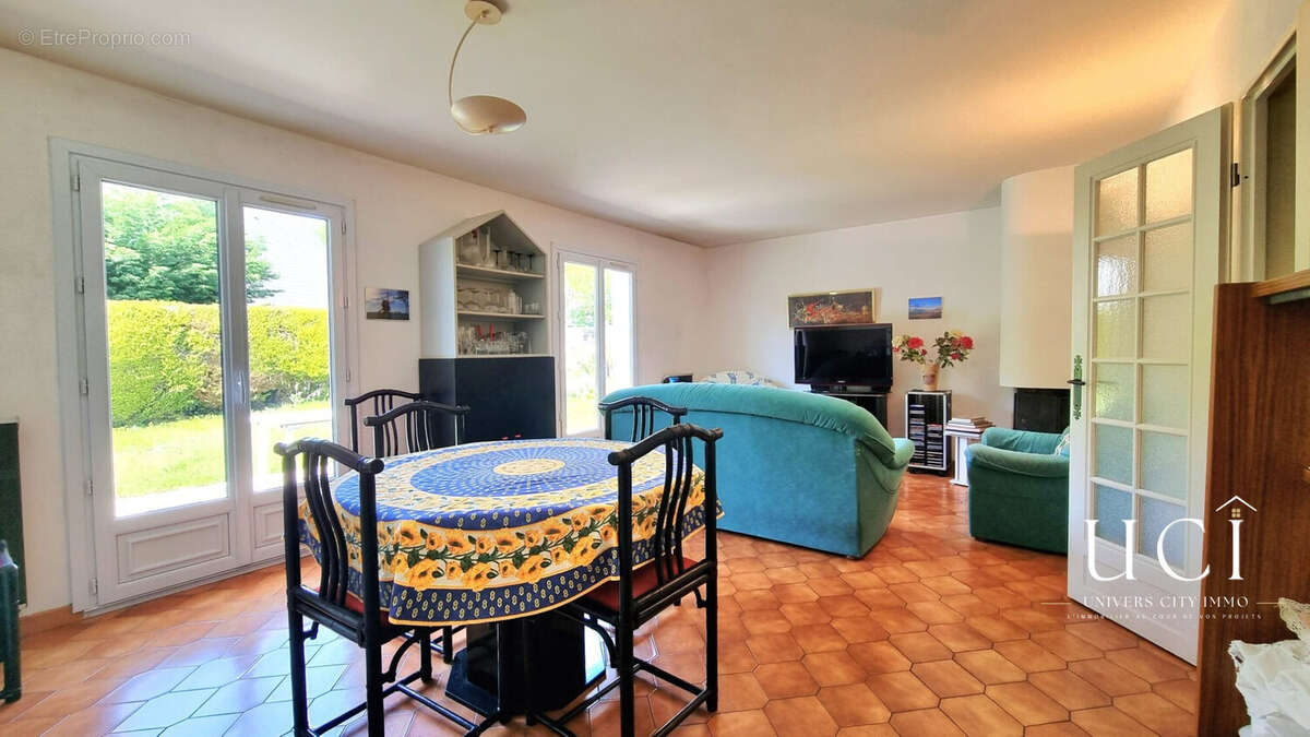 Maison 140 m² à Saint-Herblain  - photo 5