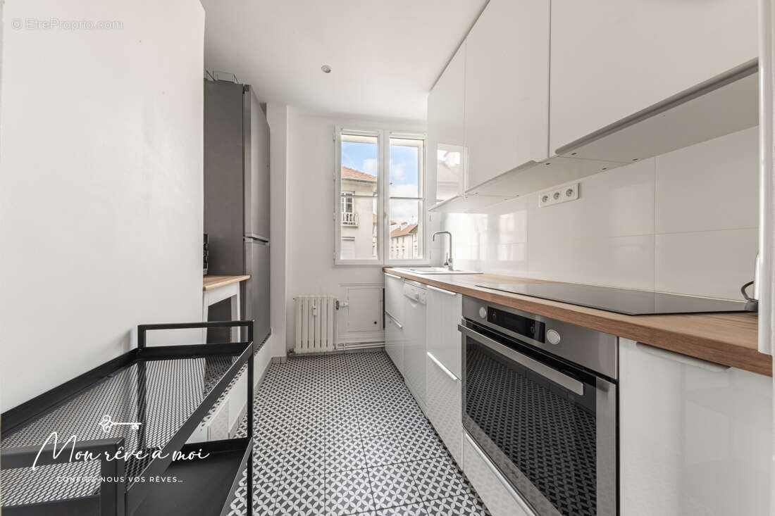 Appartement à ASNIERES-SUR-SEINE